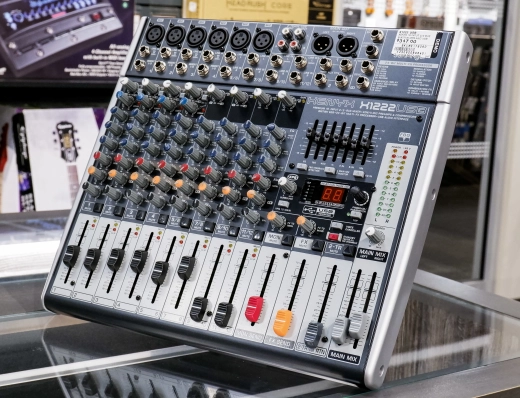 Behringer -X1222 USB - 16 Input 2/2 Mixer with EFX and USB